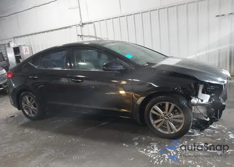 2018 Hyundai Elantra Sel z USA, uszkodzony, nr VIN 5NPD84LF3JH242786